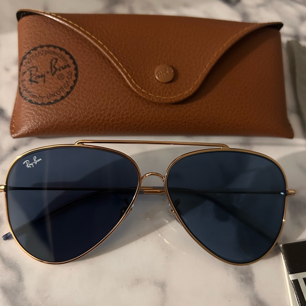 Ray-Ban Reverse Aviator - Picture 2 of 6